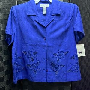Beautiful Embroidered Blouse NWT